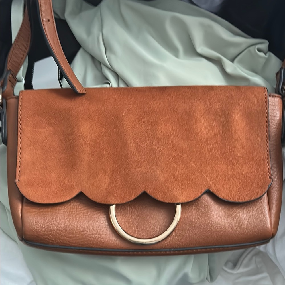 Elegant Brown Leather Shoulder Bag